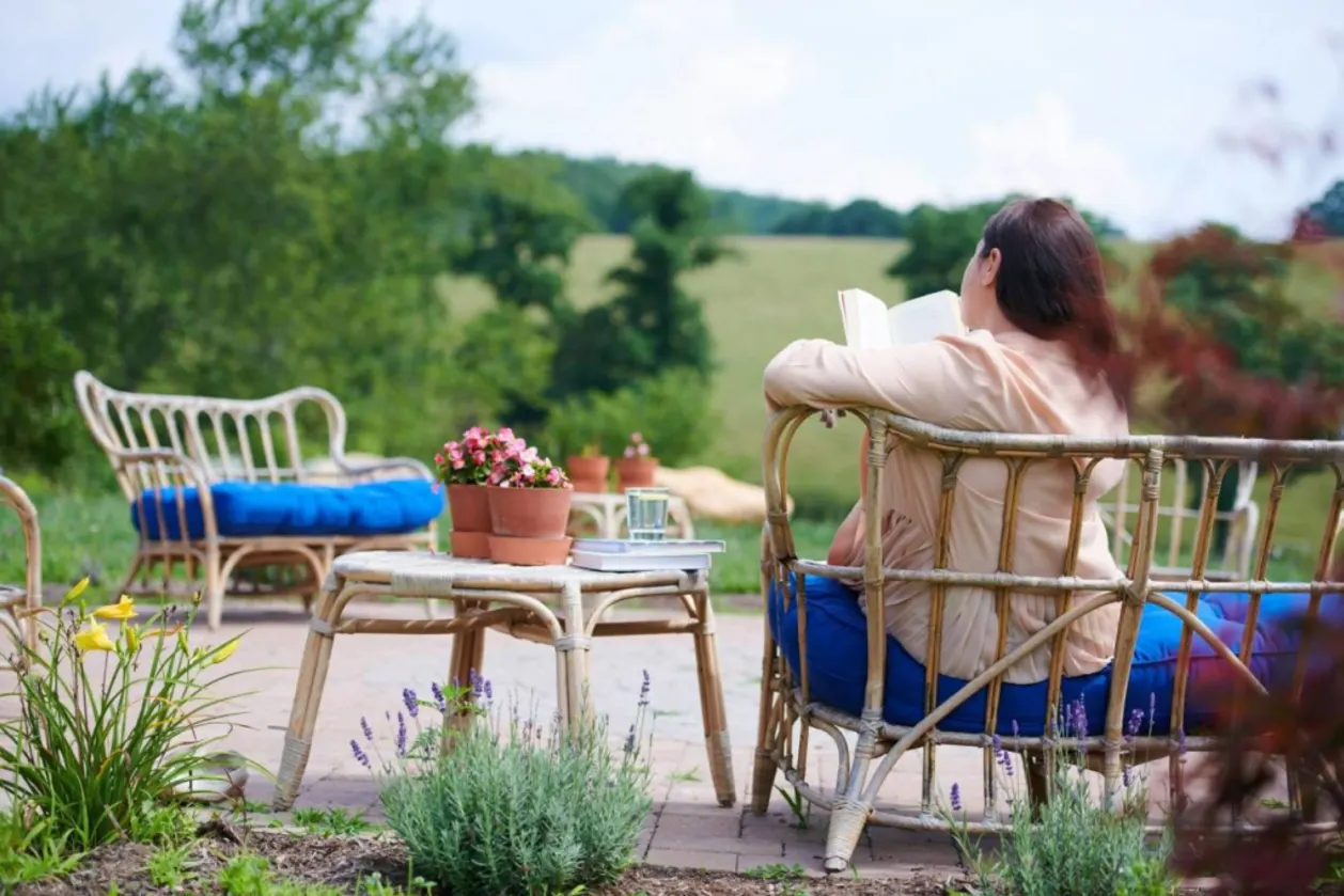 Eupepsia Wellness Center outside lounge